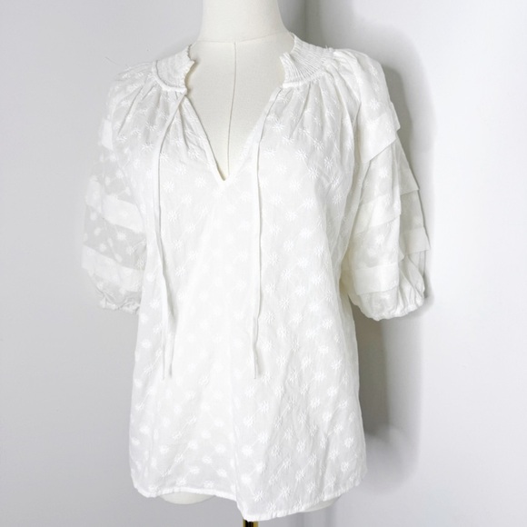 Rails Paris White Embroidered Daisies Blouse – XS – NWT - Picture 2 of 8